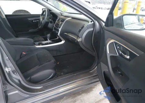 2014 Nissan Altima 2.5 S z USA, uszkodzony, nr VIN 1N4AL3AP0EC130428